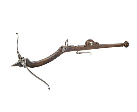dating: 17th/18th Century provenance: Italy, Elegant wooden tiller, curved near the arch and then straight, carved with a cur