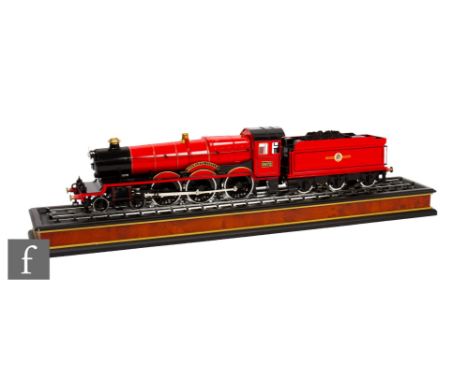 A Noble Collection Harry Potter Hogwarts Express 1:50 scale diecast model, boxed.  PLEASE VIEW CONDITION REPORT 