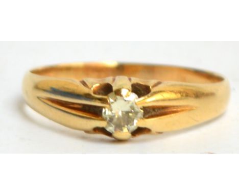 An 18ct yellow gold single stone diamond ring.