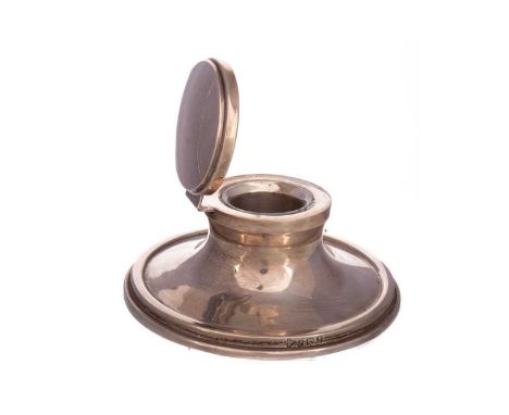 CAPTSTAN SILVER INKWELL, WILLIAM HUTTON & SONS, BIRMINGHAM 1923 with hinged cover and glass well, on spreading circular base,