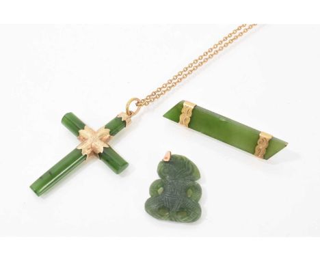 Antique Māori hei tiki green nephrite jade/hardstone pendant, similar cross pendant with gold mounts on chain and similar bro