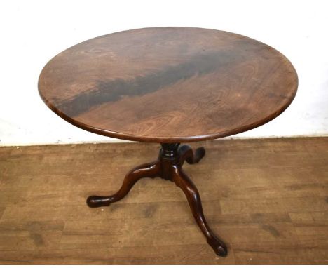Good quality mid 18th century mahogany tripod table, with expansive solid circular tilt-top on wrythen knop column and cabrio