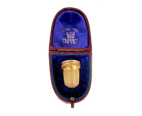 Victorian gold/yellow metal thimble with applied gold garland, in original leather caseWeight 4.9 gramsThe thimble is unmarke