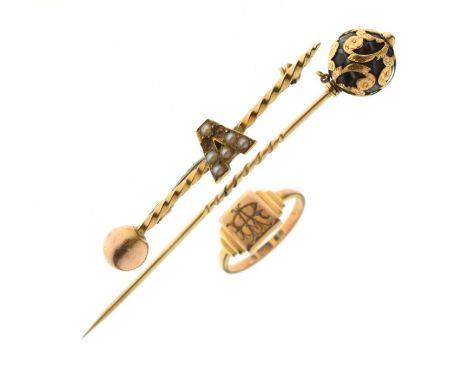 9ct gold signet ring, size K approx, together with an agate and yellow metal stick pin, and a seed pearl set initial A bar br