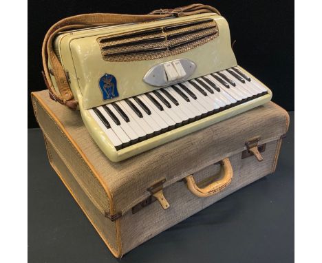 Otfed accordion, cased 