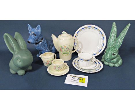 A quantity of Susie Cooper coffee wares comprising coffee pot, milk jug (af), five cups (one af) and saucers, together with a