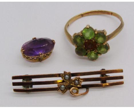 Mixed group of jewellery comprising a 9ct gem set cluster ring (centre stone vacant), a gold mounted oval amethyst and a 9ct 