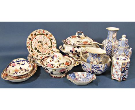 A collection of Masons Mandalay pattern china wares comprising large lidded tureen with ladle and stand, 25cm x 25cm x 20cm, 