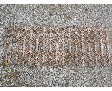An ornamental section of ironwork railing, with repeating open ring chain link pattern design, 122 cm long x 48 cm high 
