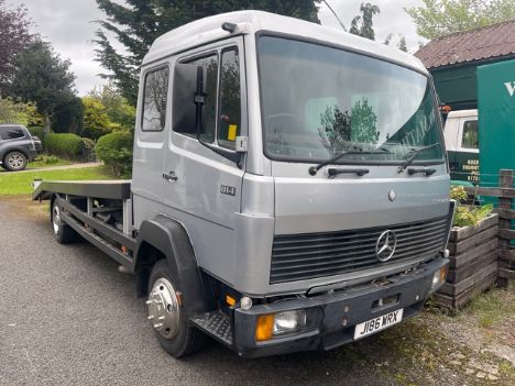 1992 MERCEDES HGVCurrent V5 present, paperwork includes old MOT certs.We highly recommend that you view in person any potenti