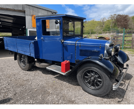 1937 MORRIS T2Current V5 present, paperwork includes original Morris Cowley Car Manual.The vendor has provided the following:
