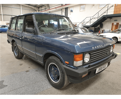 1992 LAND ROVER RANGE ROVER VOGUE EFI ACurrent V5 present, paperwork includes original Range Rover owners manual, old V5s, pr