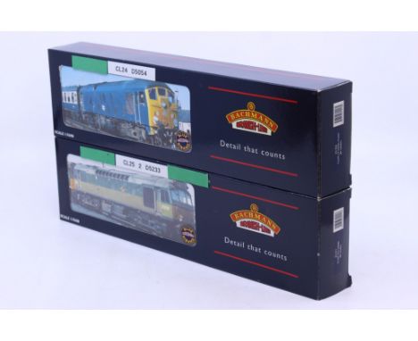 Bachmann: A pair of boxed Bachmann, OO Gauge diesel locomotives, to comprise: Class 25/2 Diesel BR Green, Reference 32-411; a
