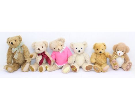 Merrythought: A collection of six various Merrythought bears. Vintage and modern examples included. Very good condition. Plea