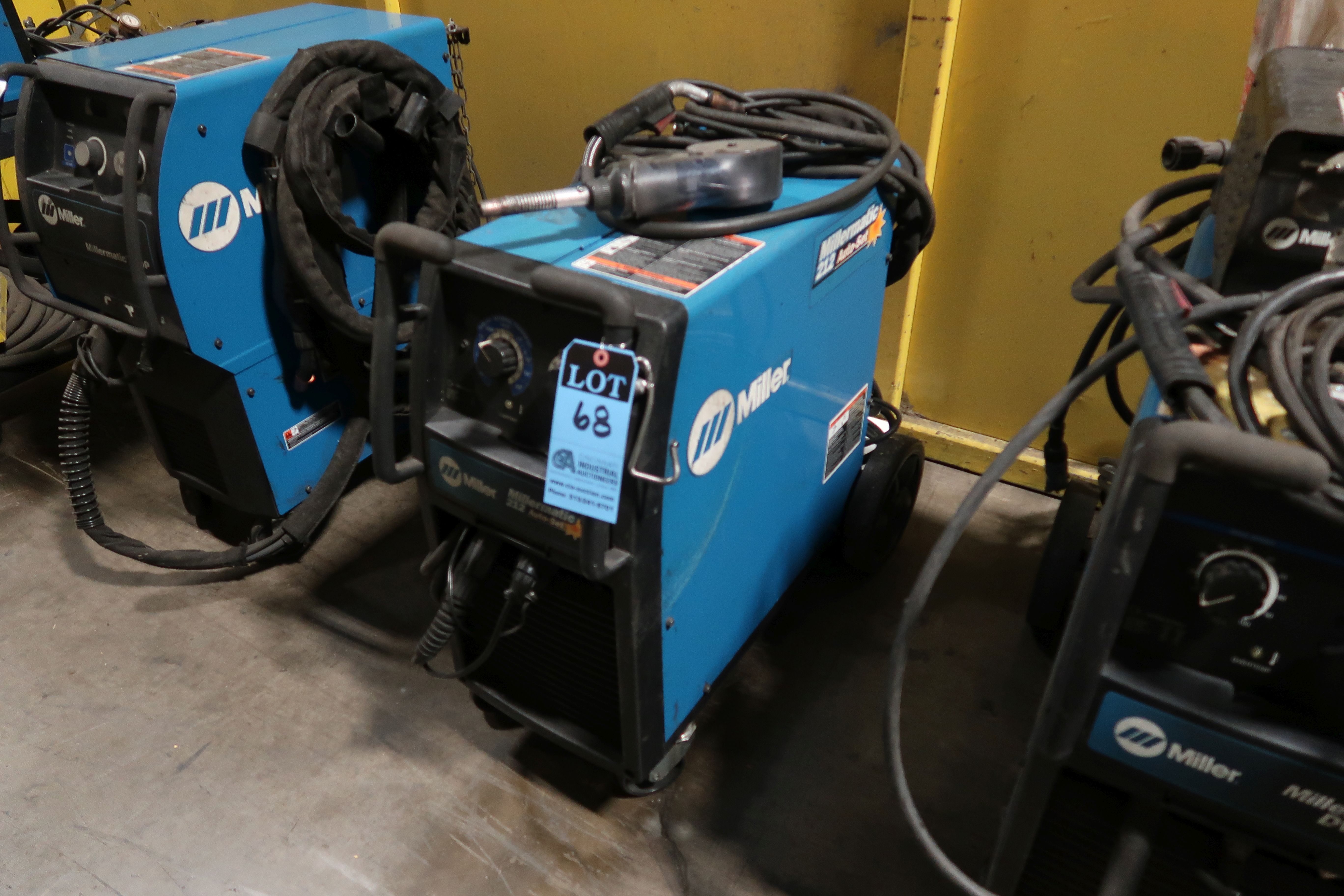 200 AMP MILLER MILLERMATIC 212 AUTO SET WELDER WITH SPOOL GUN AND MIG GUN