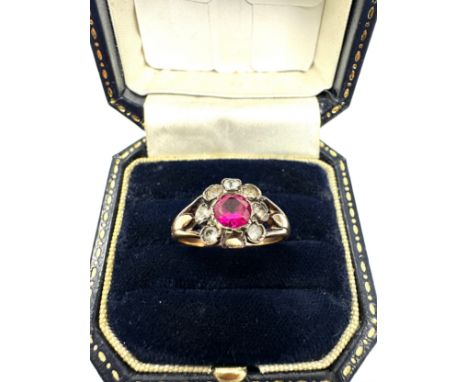 9ct gold synthetic ruby and paste  ring as seen missing stone (2.3g) 