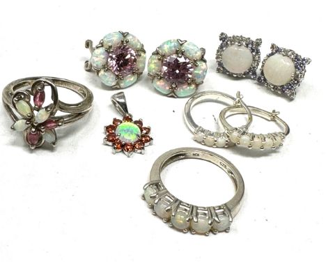 Six Silver Opal Set Jewellery Pieces Including Rings And Earrings (22g) 