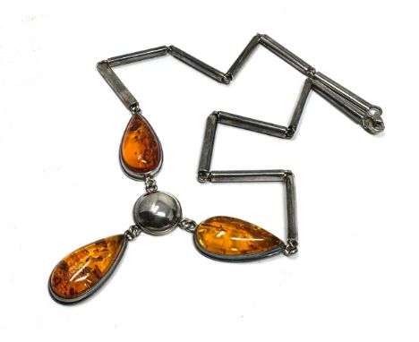 A Silver Amber Set Necklace (36g) 