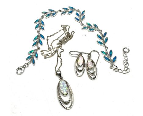 A Silver Opal Set Bracelet, Necklace And Earrings (18g) 