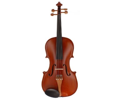 Contemporary Gear4Music Deluxe 16" viola outfit, 16 1/8", 41cm, bow, case 