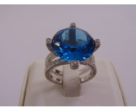 18ct white gold, blue topaz and diamond dress ring, approx total weight 11.8g