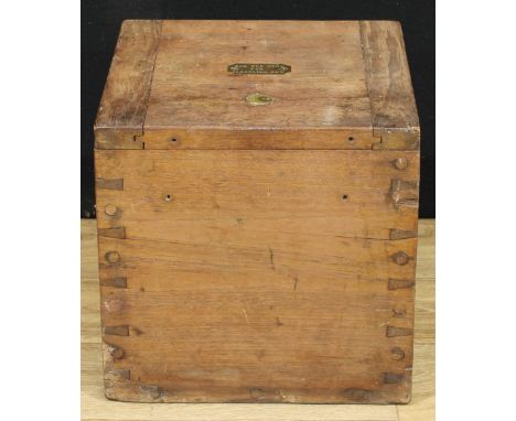 Military Interest - a hardwood ammunition box, the hinged cover with brass plaque stamped Box for Drum For Gatling Gun, 33.5c