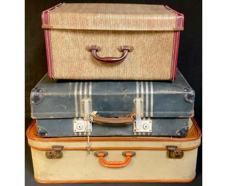 A 1930s side opening suitcase; other vintage luggage, 1940s/50s (3) 