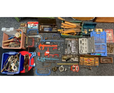 Tools - a quantity of hand tools and accessories including chisels, files, spanners, socket set, plane, hand drill, gauge, cl