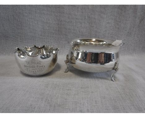 ETON INTEREST: A SHEFFIELD SILVER BOWL with decorative folded rim, with inscription for 'Th Helne Division V, Eton 1900' the 