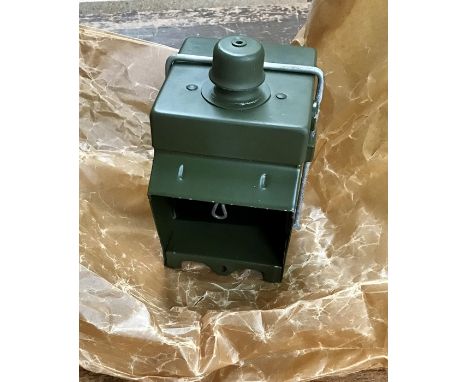 Royal Engineer ‘Bailey Bridge’ marker light (battery type)in original protective wrapping with green filter.