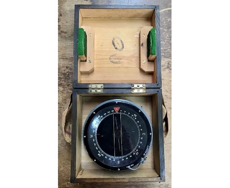 WW2 1941 Cased Type P4A aircraft compass as used in the British Bomber fleet including the latter Lancaster Bomber.