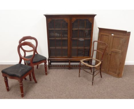 Early 20th century oak display cabinet enclosed by two glazed doors, on bobbin turned supports (W155cm, H137cm, D31cm), 18th 