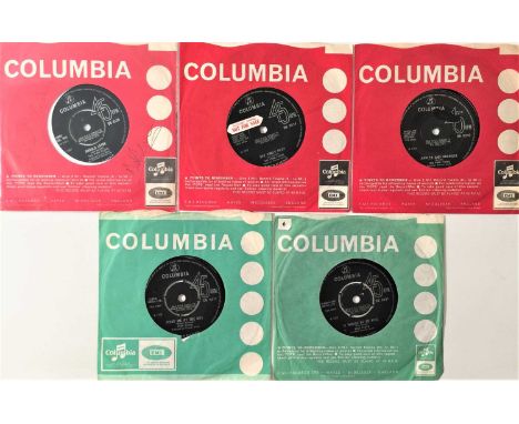 PINK FLOYD - COMPLETE UK ORIGINAL COLUMBIA 7" COLLECTION (INCLUDING SIGNED). Superb to see complete run of the first 5 studio