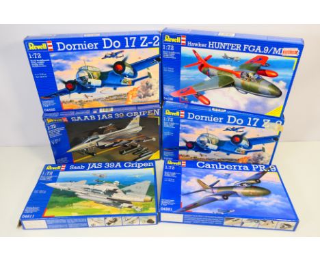 Revell - Six boxed plastic military aircraft model kits in 1:72 scalke from Revell. Lot includes Revell #04655 Dornier Do17 Z