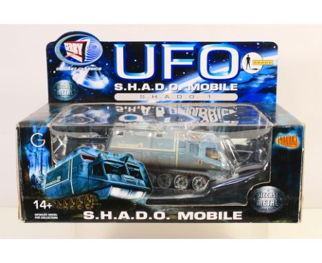 Product Enterprise - Gerry Anderson - A boxed Product Enterprise UFO S.H.A.D.O. Mobile Shado 1. The model appears Mint condit