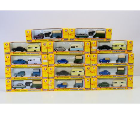 Classix (Pocketbond) - A collection of 14 boxed 1:76 scale 2 model vehicle sets from Classix. Lot includes Classix EM76516 Bl