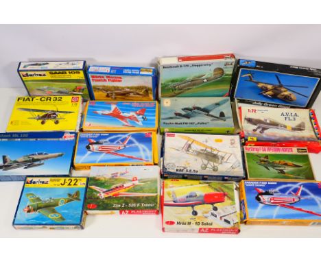 Sword - Starfix - PM Model - Italeri - Others - 16 boxed 1:72 plastic military aircraft model kits. Lot includes PM Model #PM