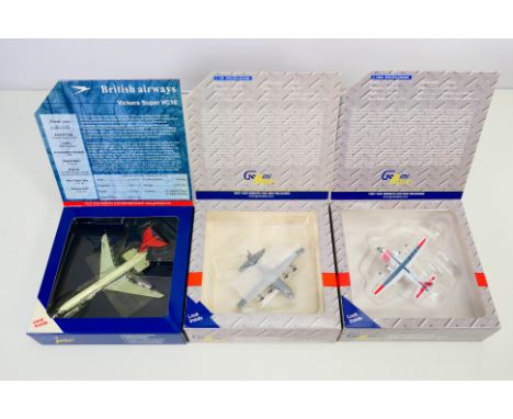 Gemini Jets - Three boxed 1:400 scalke diecast model aircraft. Lot consists of Gemini Jets Limited Edition #GMUSA011 Lockheed