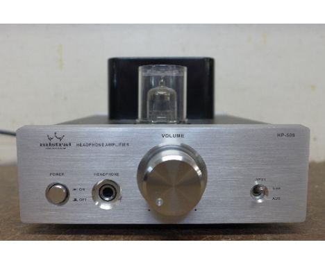 A Mistral HP-509 head amp USB sound card table amplifier and pre amp tube amplifier