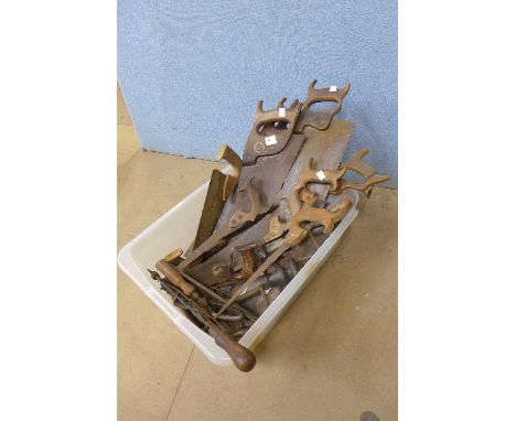 A quantity of vintage tools