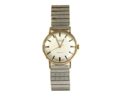 A gentlemen's 9ct gold Avia mechanical bracelet watch, 34mm diameter with a silvered dial, baton hour markers and centre seco