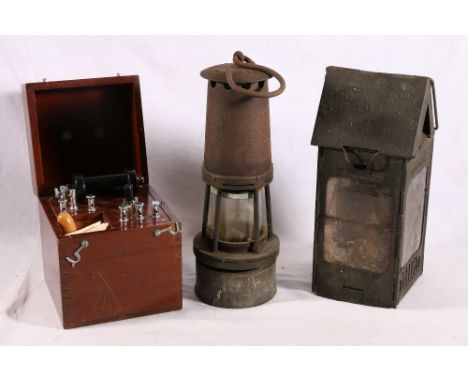 Schall &amp; Son Ltd of London electrotherapy machine, an American Stonebridge lantern and a miner's lamp (3) 