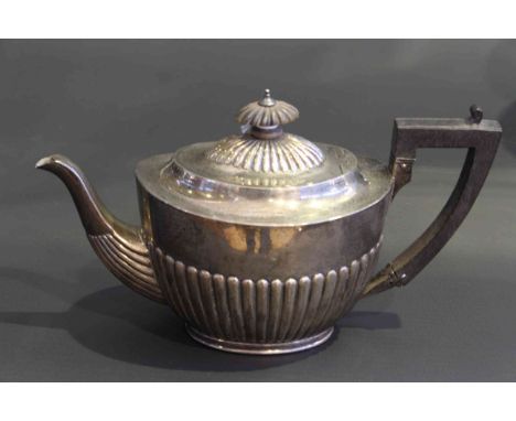 Victorian silver teapot, Charles Stuart Harris, London 1887, engraved, 14.3oz