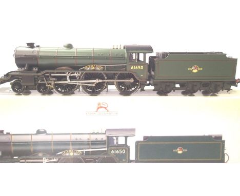 Hornby R2922 Class B17, Grimsby Town, 61650, Green Late Crest, good condition - one cab side step detached but present, box w
