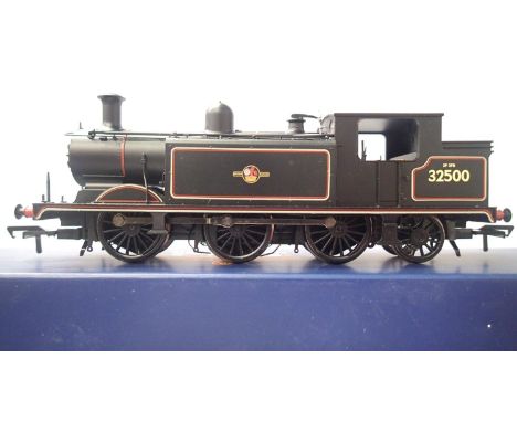Bachmann 35-078, class E4, black Late Crest 32500. In excellent condition, missing detail pack, box has wear. P&amp;P Group 1