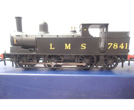 Bachmann 35-051 Webb coal tank, 7841 LMS Black. In excellent condition, box has wear. P&amp;P Group 1 (£14+VAT for the first 