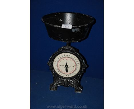 A Swedish made pedestal style Kitchen Scales