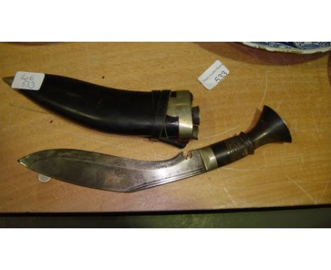 Vintage kukri knife with twin blood let and horn handle, two skinning knives in leather scabbard blade length 20 cms overall 