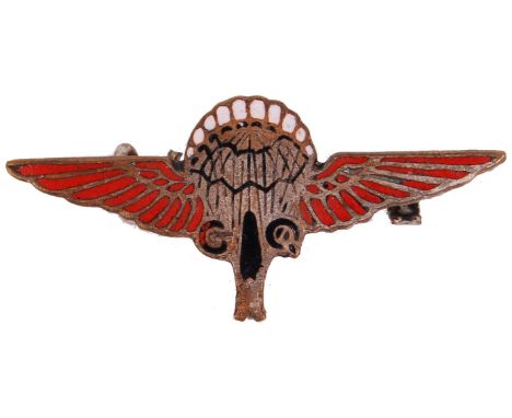 An original WWII Second World War British &amp; Commonwealth issued GQ Parachutist white metal &amp; enamel pin badge. ' GQ P