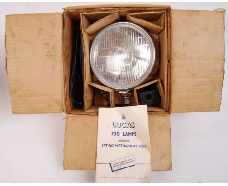 A rare original vintage classic car Lucas Fog Lamp complete within its original box. For models SFT 462, WFT 462 &amp; SFT 70